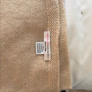 Women's Beige Scarf